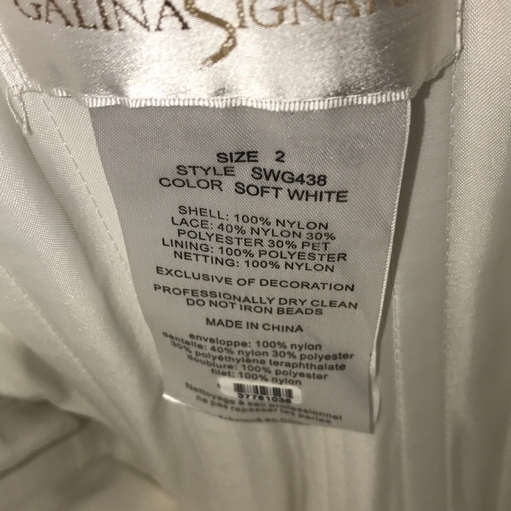 Galina Signature Wedding Dress 👰🏻 - Picture 5 of 5